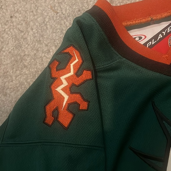 🏒🌵 Vintage Arizona Coyotes Pro Player jersey youth size S/M - Picture 4 of 5